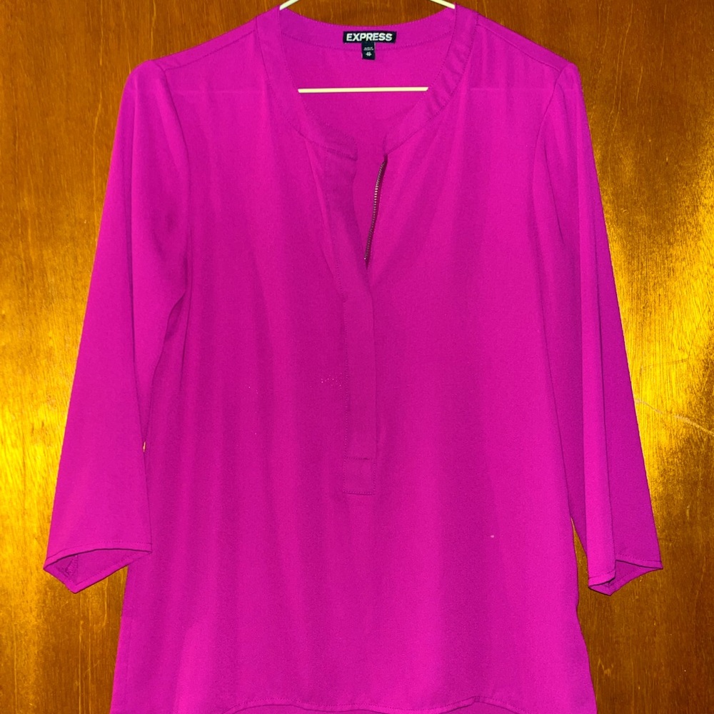 Express 3/4 sleeve Top